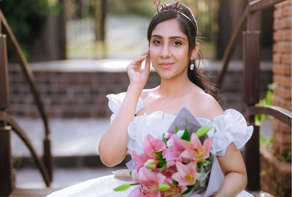 නාමල් සහ රුවන්තිගේ දියණියගේ Bride to be party එක